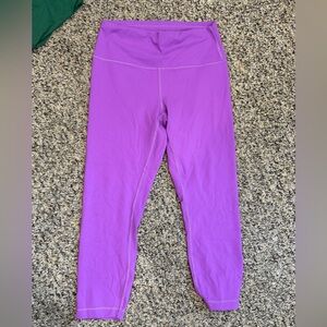Lululemon Wunder Train High-Rise Crop 23"
Moonlit Magenta